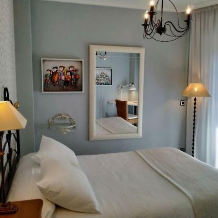 Hostal Rural Luna Y Hostal Rural Lunaposada Канделеда Екстериор снимка