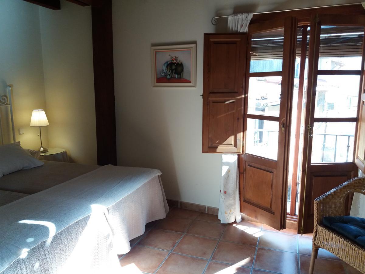 Hostal Rural Luna Y Hostal Rural Lunaposada Канделеда Екстериор снимка