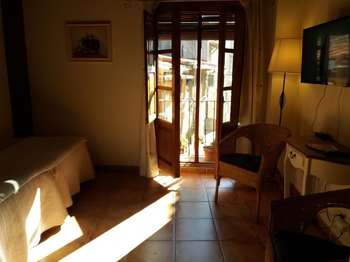 Hostal Rural Luna Y Hostal Rural Lunaposada Канделеда Екстериор снимка