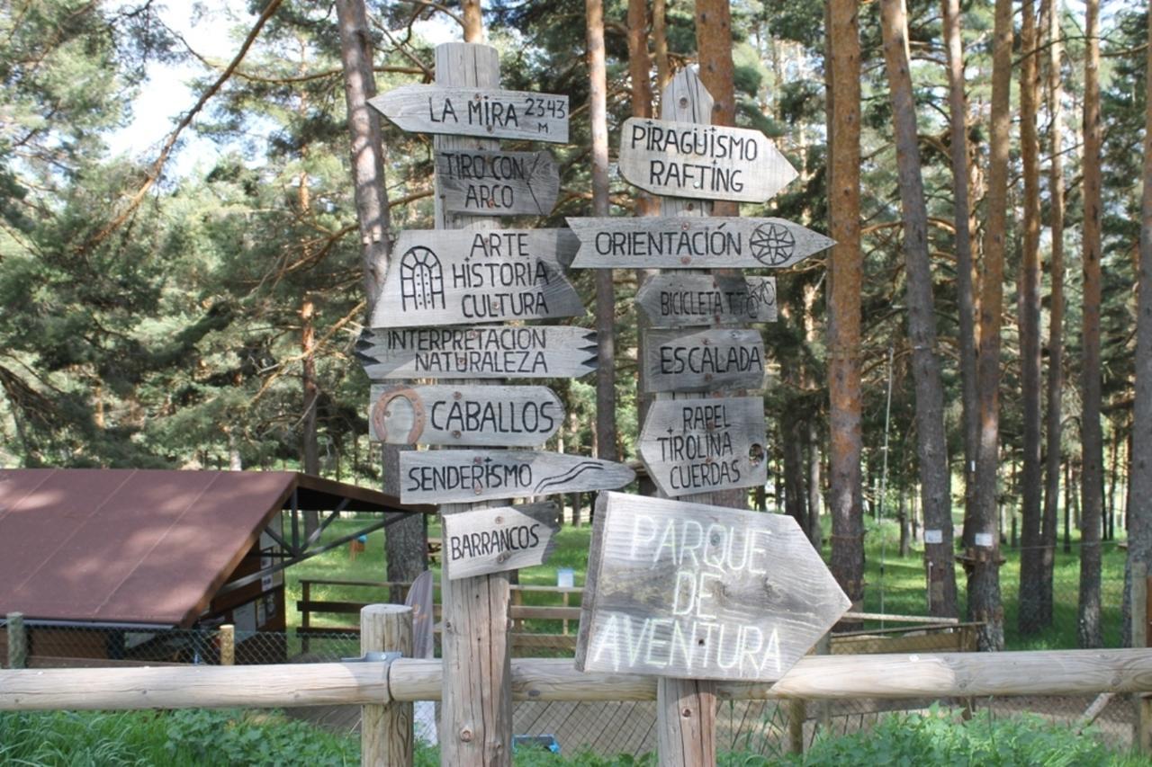 Hostal Rural Luna Y Hostal Rural Lunaposada Канделеда Екстериор снимка