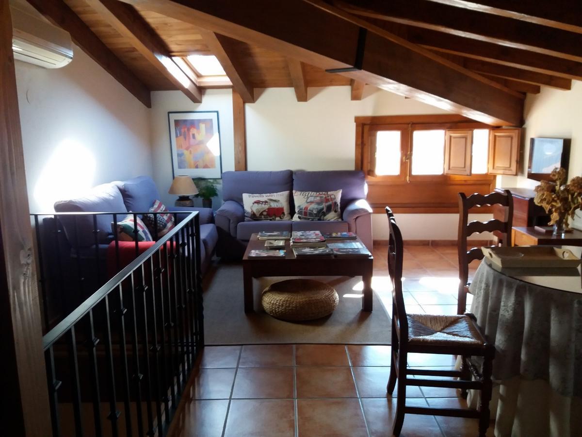 Hostal Rural Luna Y Hostal Rural Lunaposada Канделеда Екстериор снимка